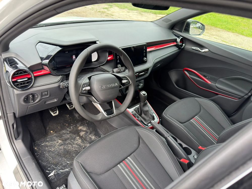 Skoda Fabia 1.0 TSI Monte Carlo - 8