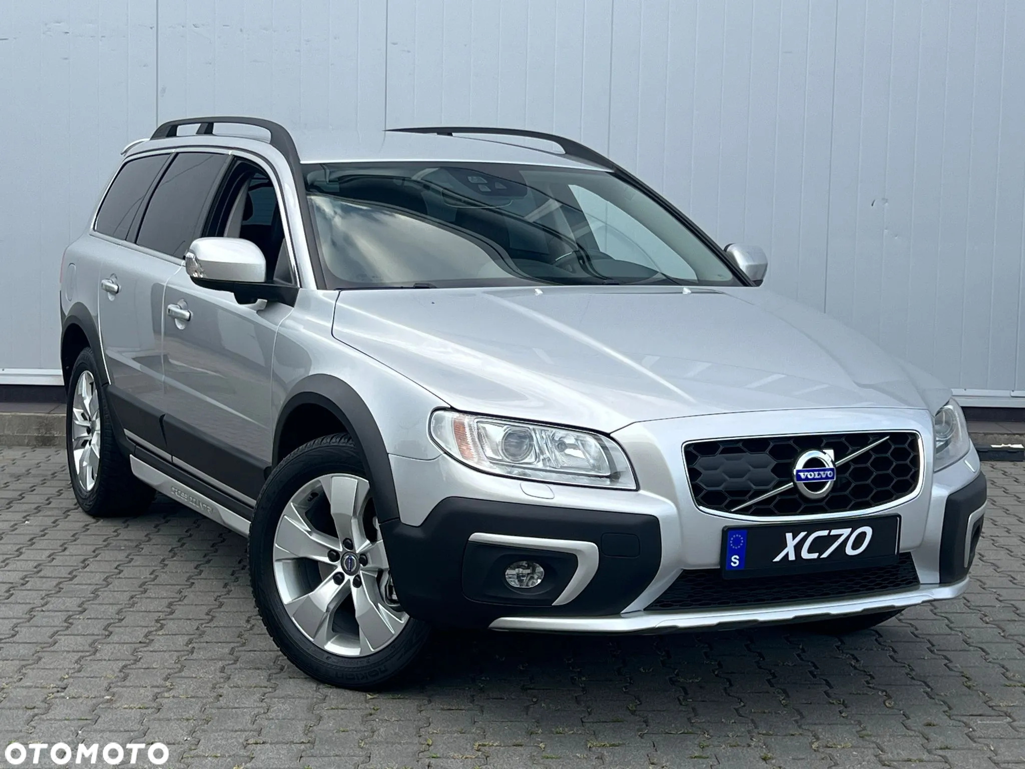 Volvo XC 70 D5 AWD Dynamic Summum - 4