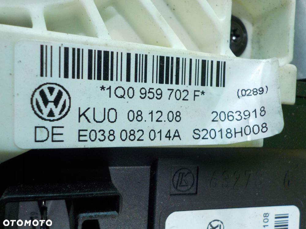 VW SCIROCCO 2.0 TSI 09r 3D podnosnik szyby lewy przod 1K8837401C 1Q0959702F - 4
