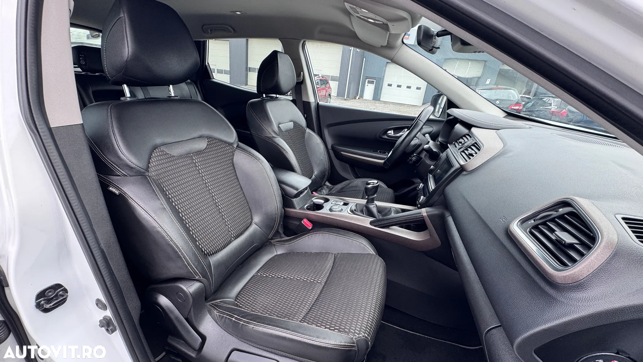 Renault Kadjar 1.6 DCI 4X4 Intens - 10