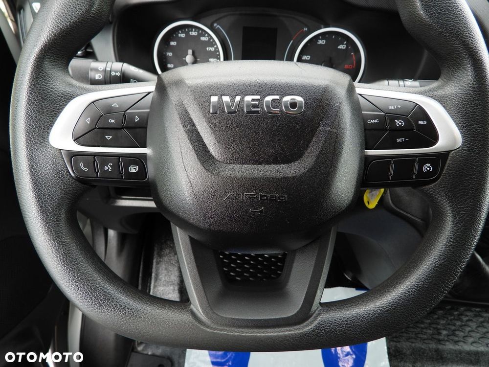 Iveco DAILY 35C16 CHŁODNIA KONTENER -10*C ZASILANIE 230V TEMPOMAT BLIŹNIACZE KOŁA KLIMATYZACJA  160KM - 32