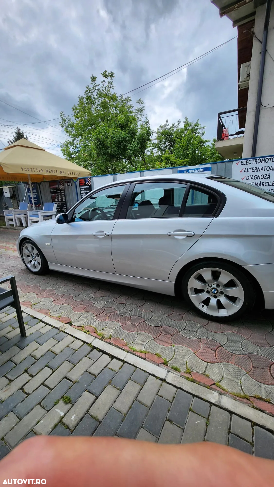 BMW Seria 3 320d EfficientDynamics Edition - 3