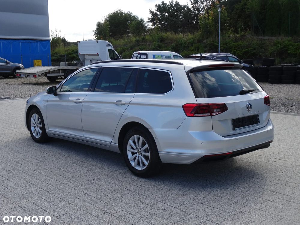 Volkswagen Passat 2.0 TDI SCR DSG Elegance - 6