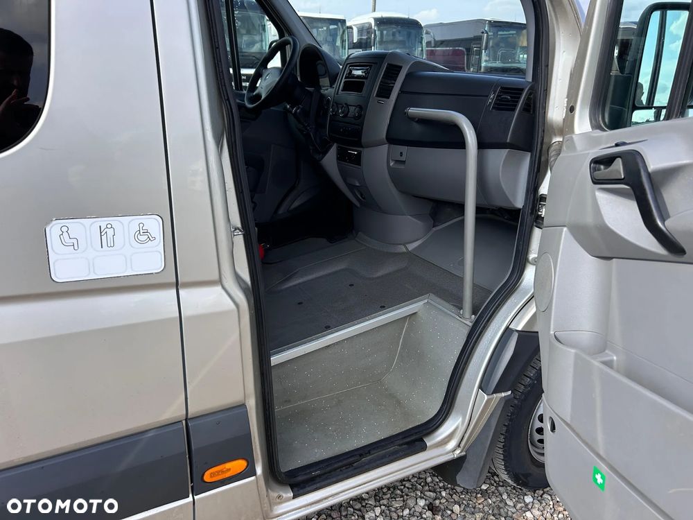 Mercedes-Benz Sprinter 519 - 13
