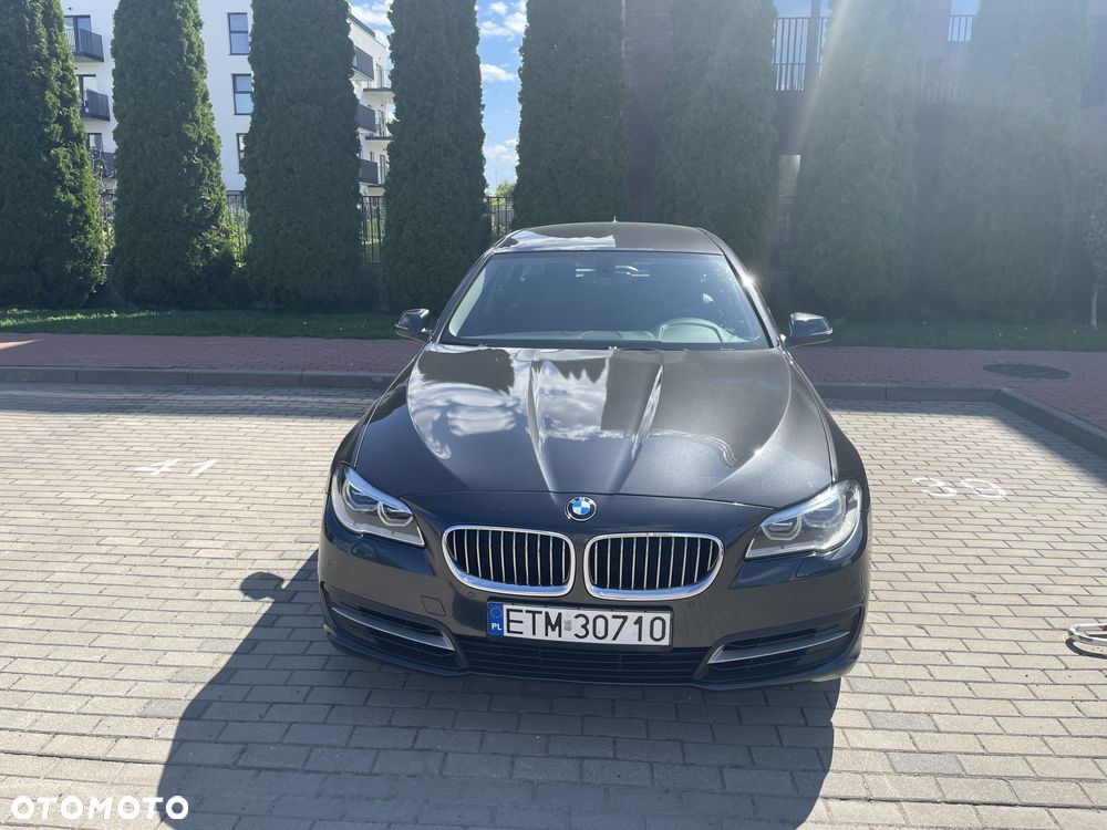 BMW Seria 5 528i xDrive - 2