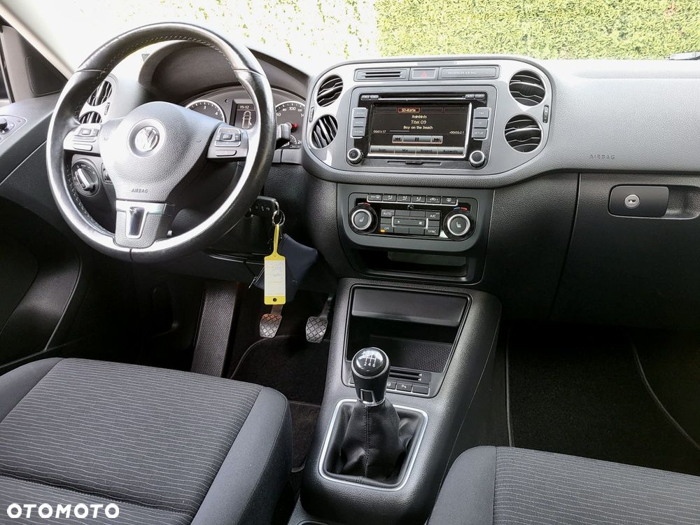 Volkswagen Tiguan 2.0 TDI DPF BlueMotion Technology Exclusive - 12