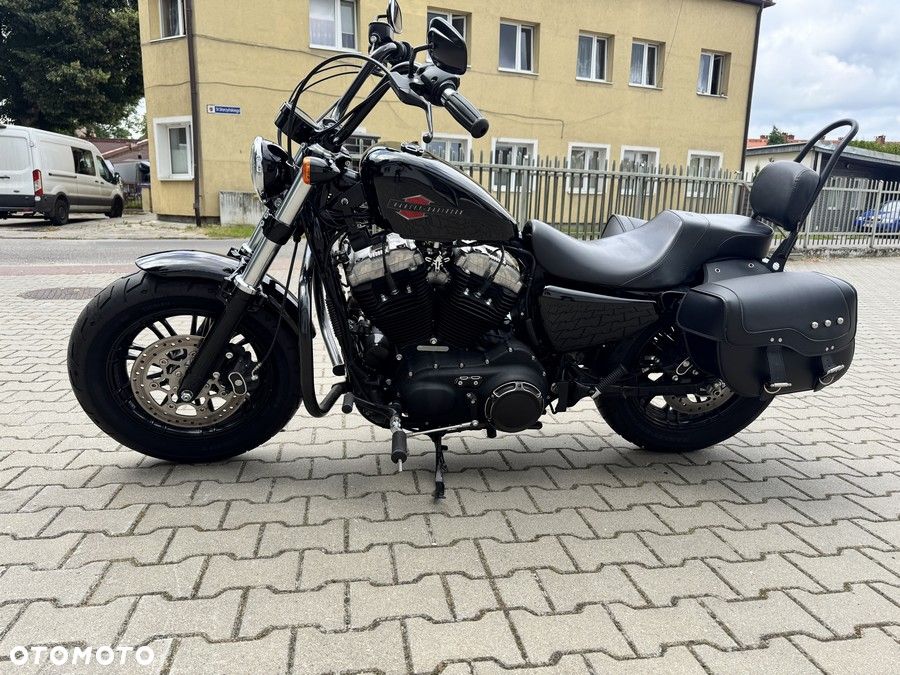 Harley-Davidson Sportster Forty-Eight - 4