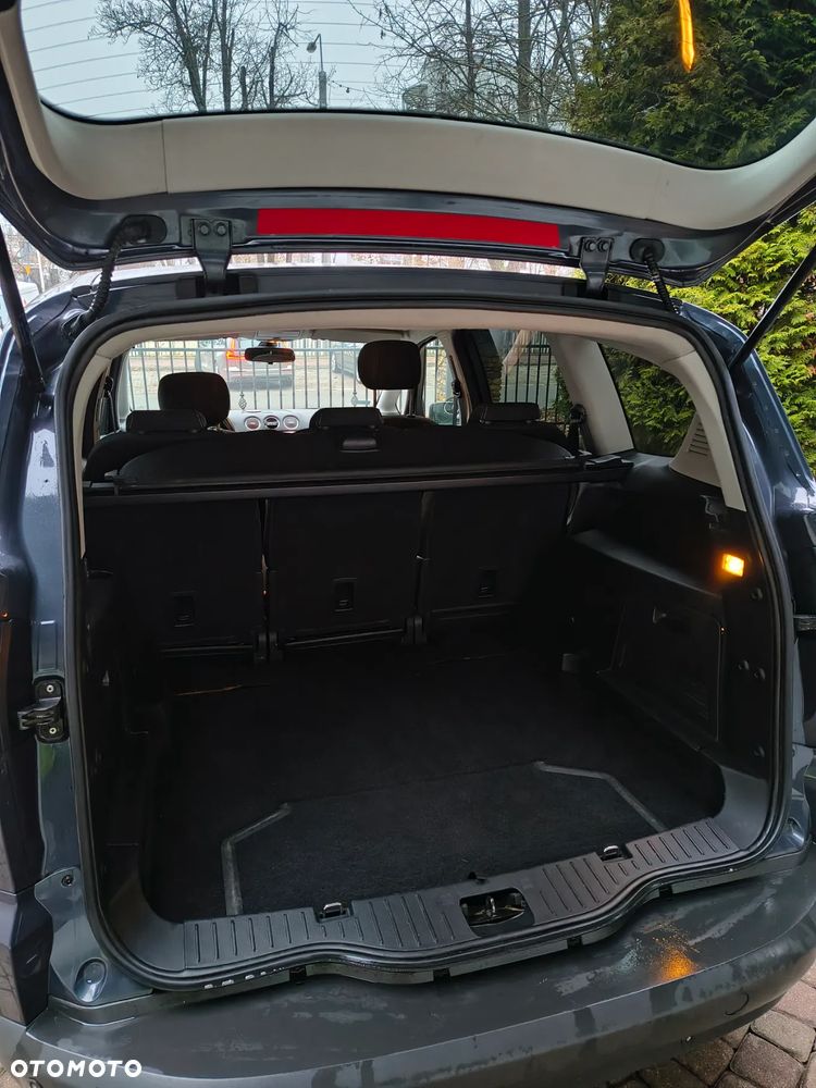 Ford S-Max 2.0 TDCi Trend - 14