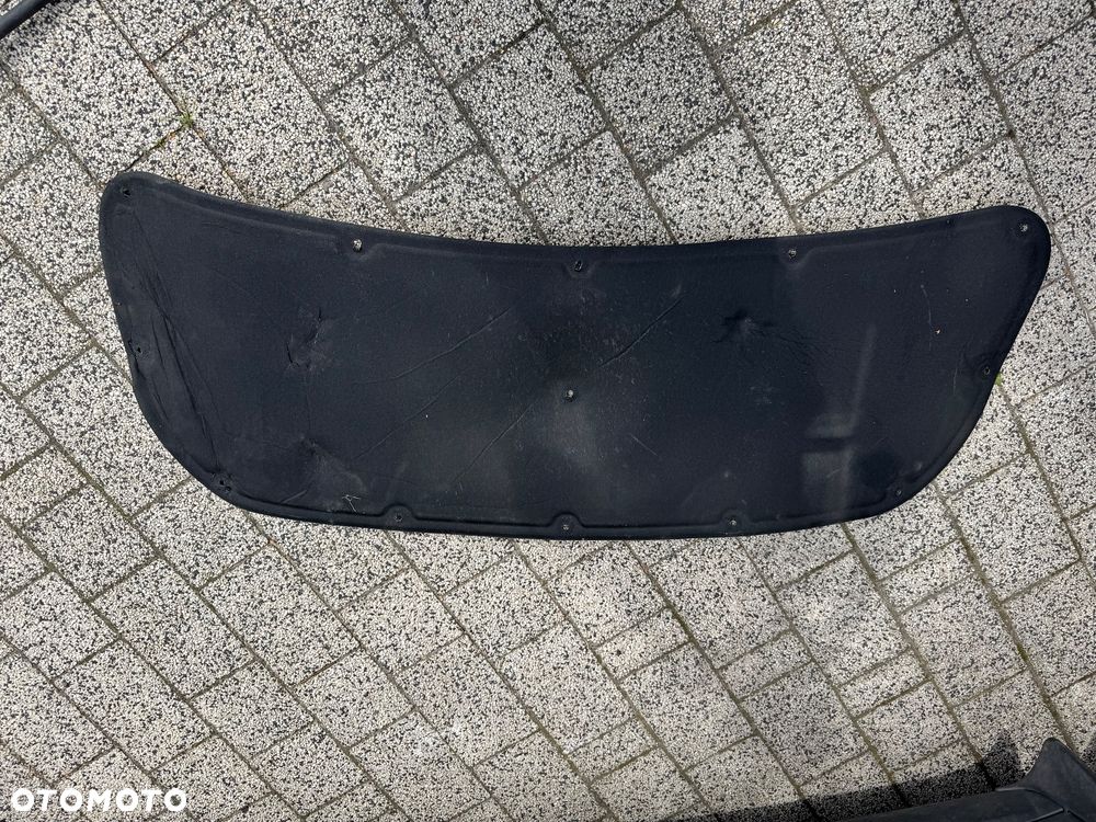 KIA STONIC WYGLUSZENIE PODBITKA MASKI SPINKI - 2