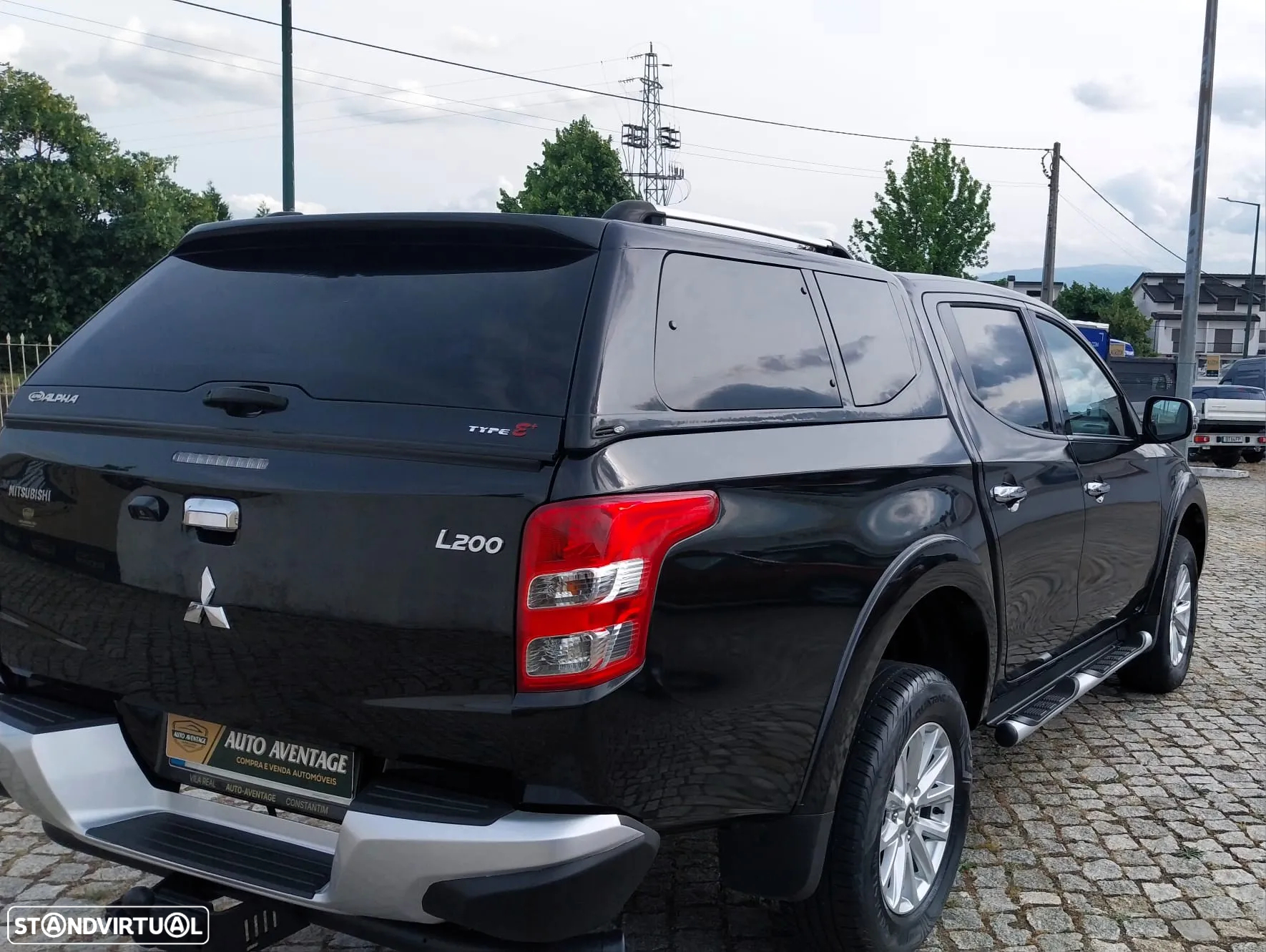 Mitsubishi L200 2.4 DI-D CD Intense Strakar 4WD - 6