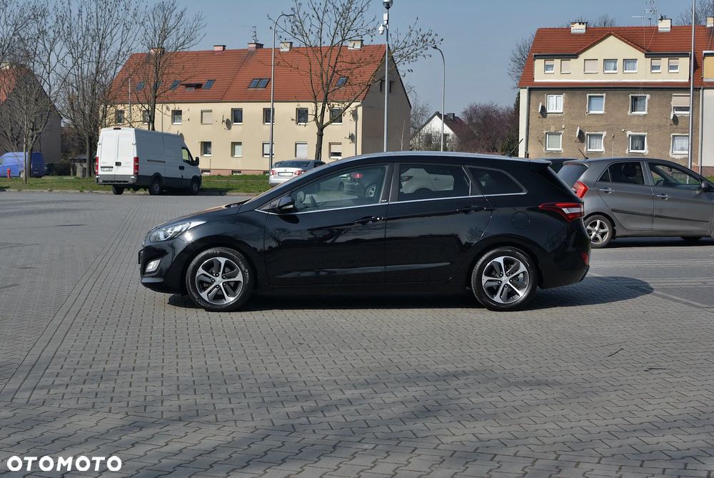 Hyundai i30 1.6 GDI BlueDrive Go - 3