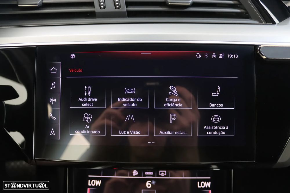 Audi e-tron 55 quattro S line - 24