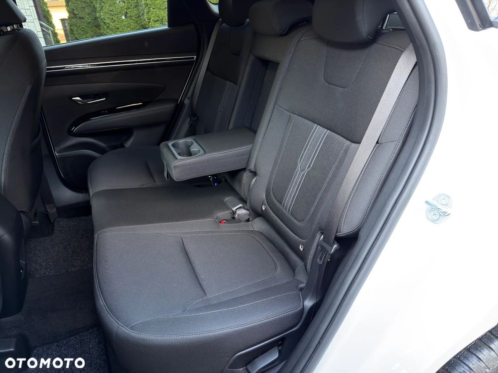 Hyundai Tucson 1.6 T-GDi HEV Executive 4WD - 36