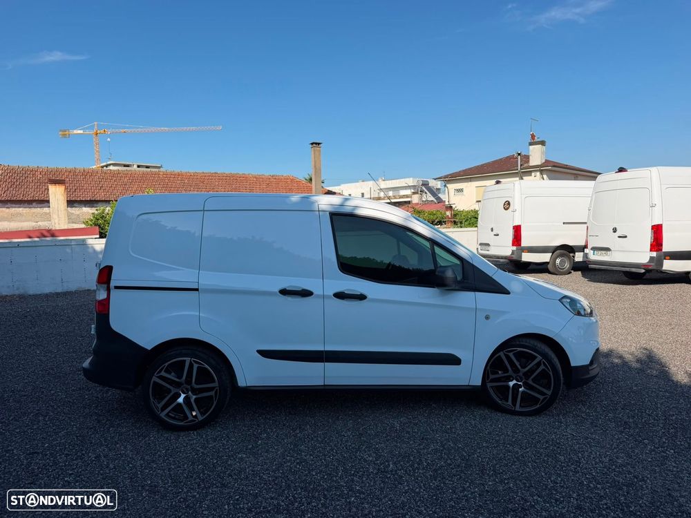 Ford Transit Courier 1.5 TDCi Ambiente - 12