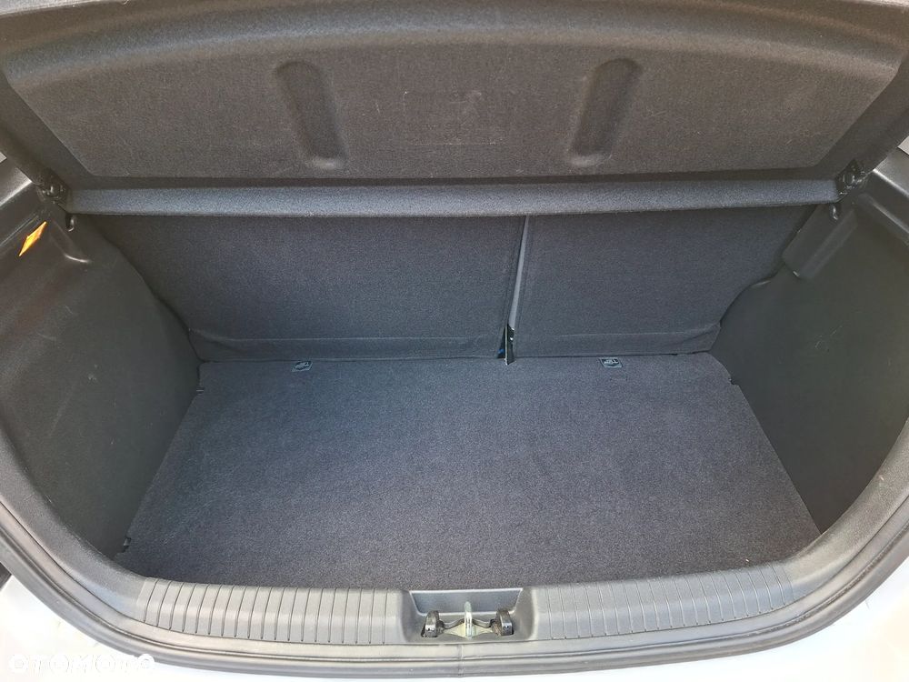 Hyundai i20 1.25 Comfort - 14