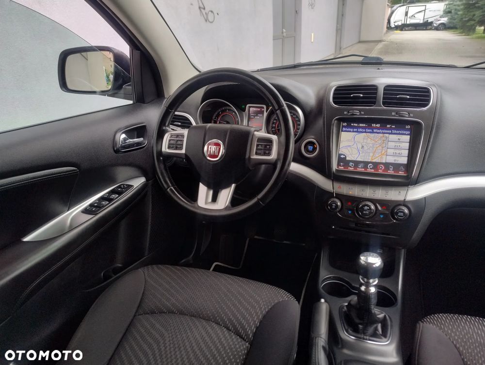 Fiat Freemont 2.0 Multijet 16V DPF Urban - 14