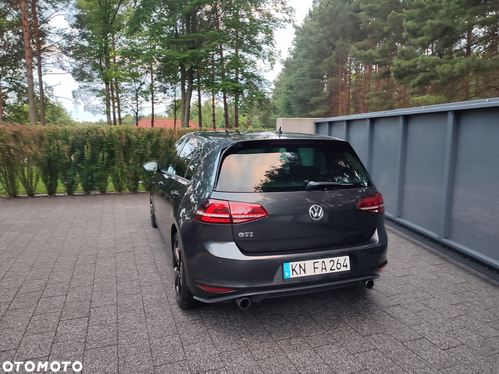 Volkswagen Golf GTI Performance BlueMotion Technology - 9