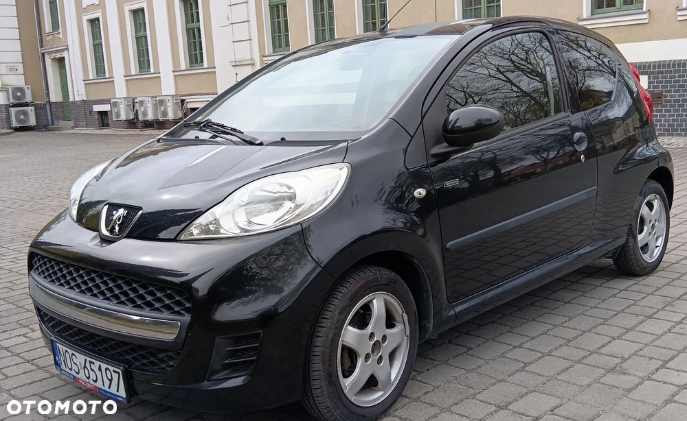 Peugeot 107 - 1