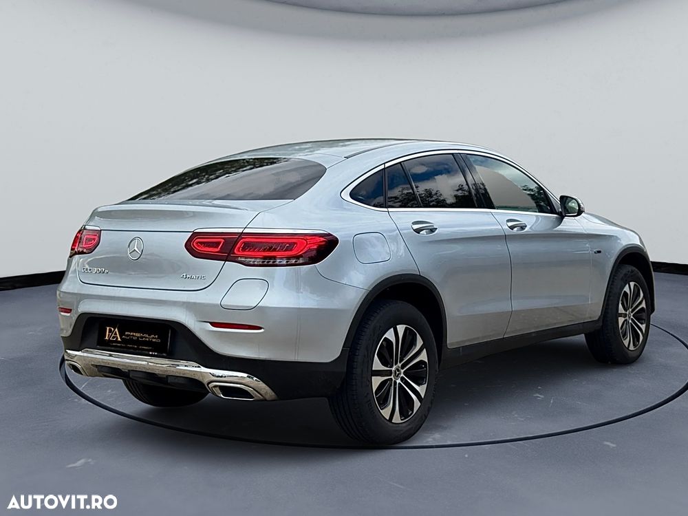 Mercedes-Benz GLC Coupe 300 e 4MATIC - 5