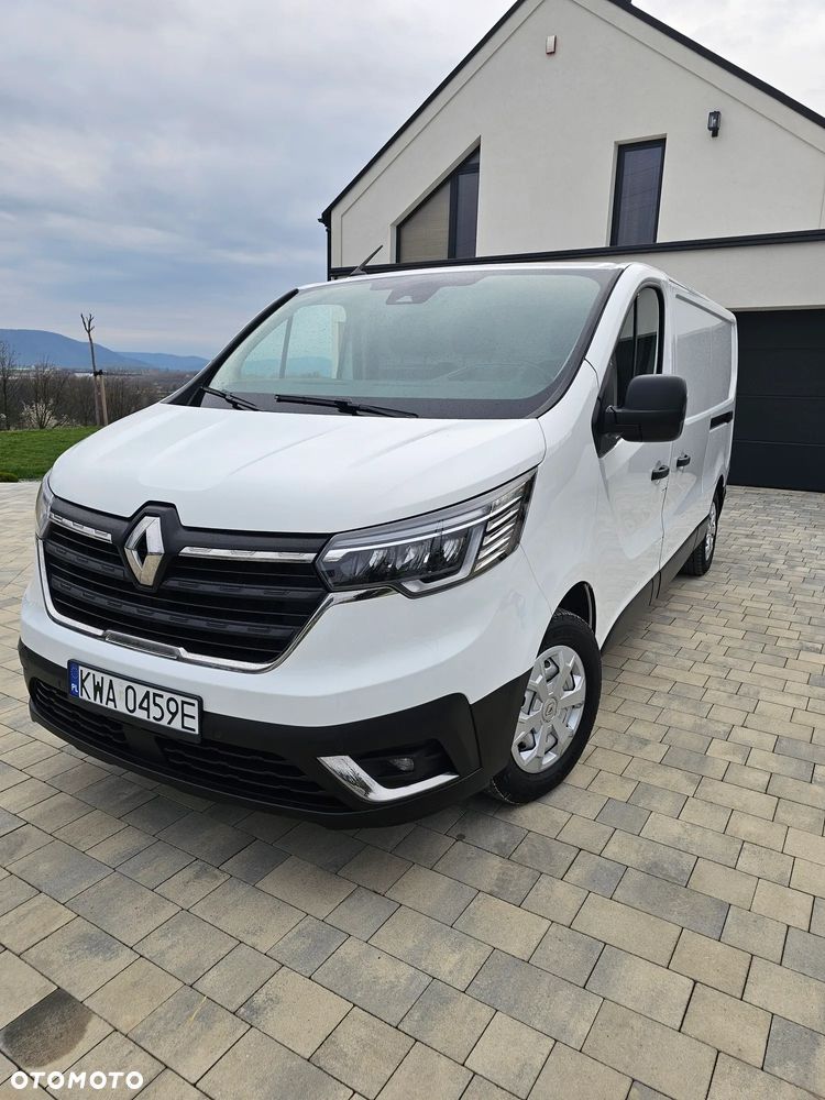 Renault Trafic - 32