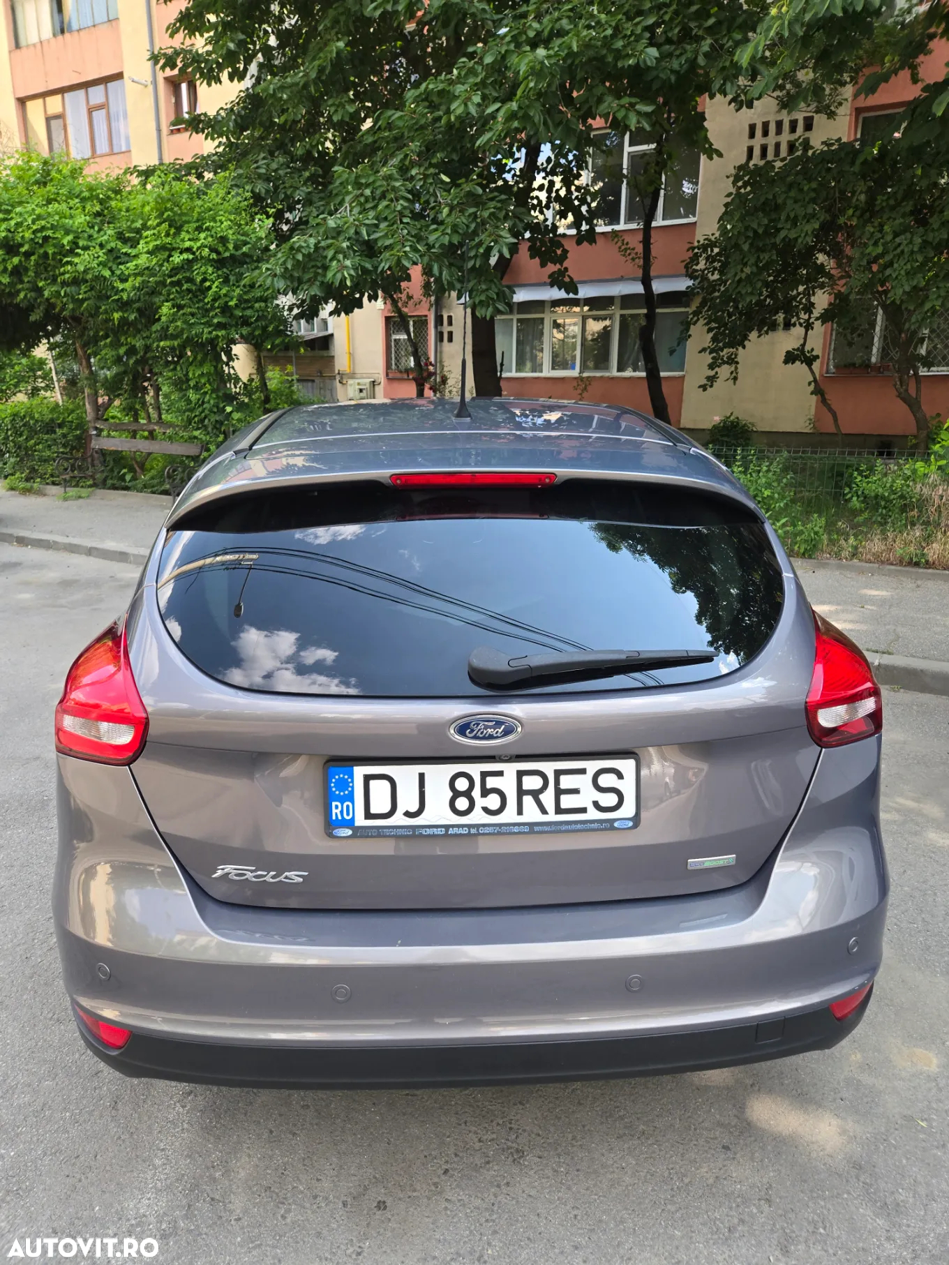 Ford Focus 1.0 EcoBoost Start Stop Titanium - 9