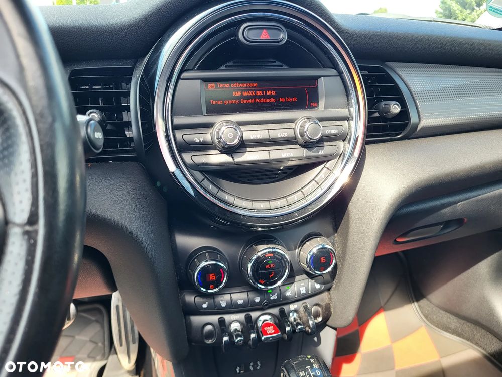 MINI Cooper John Works Trim - 16