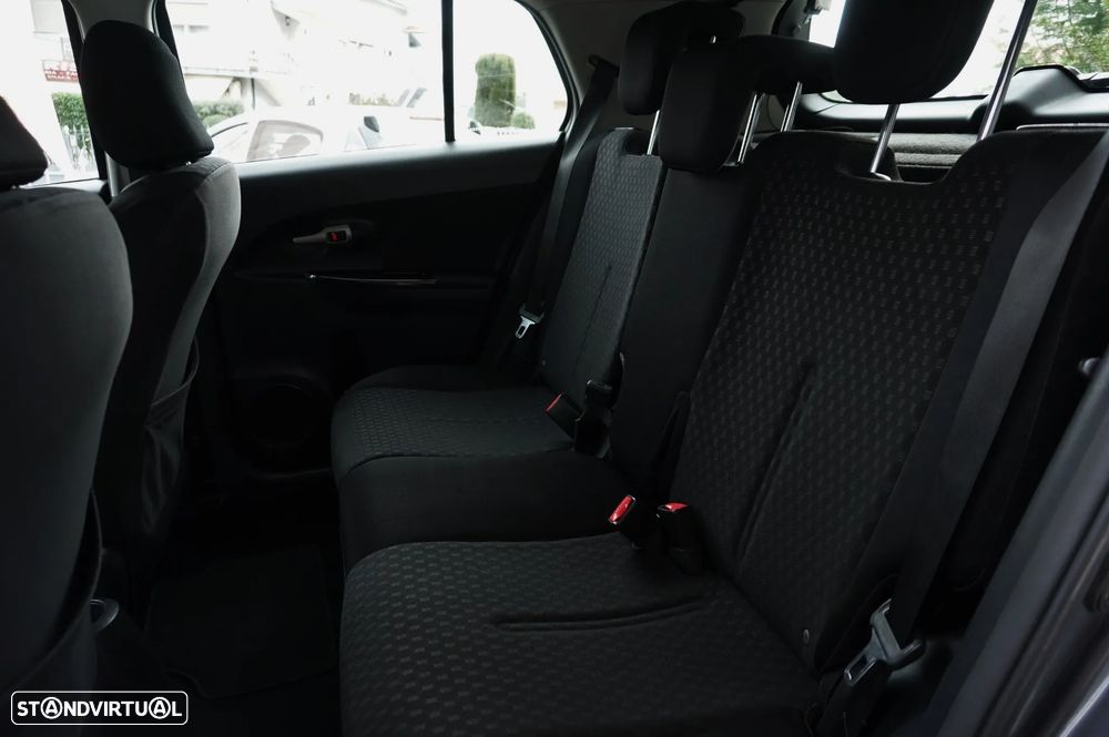 Toyota Urban Cruiser 1.4 D-4D High Pack - 14