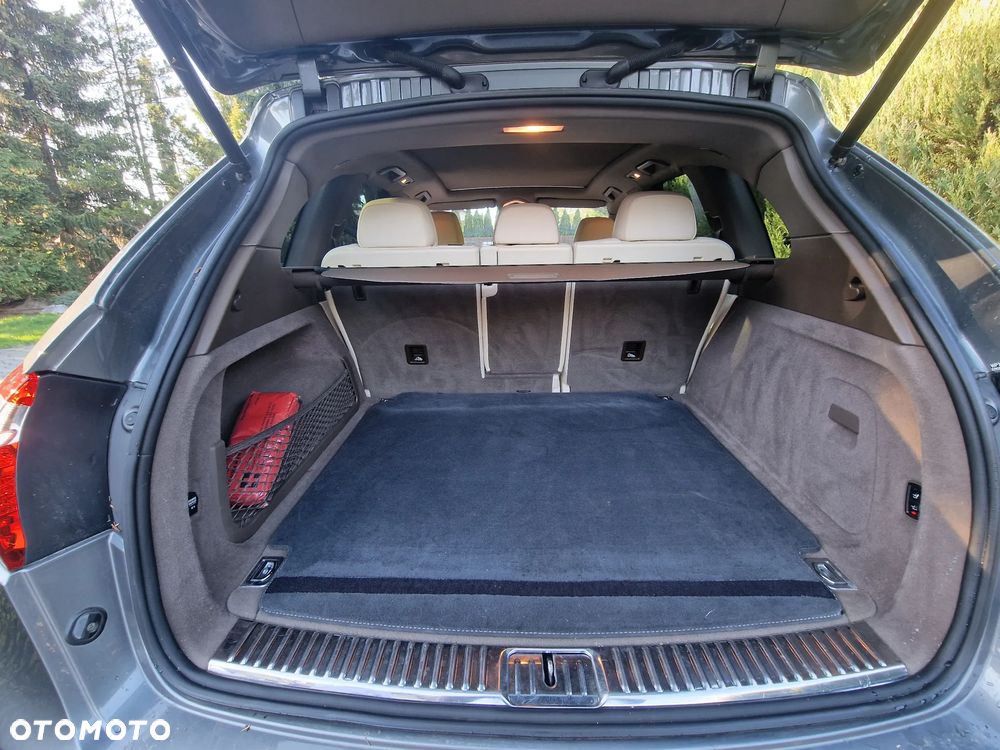 Porsche Cayenne - 16