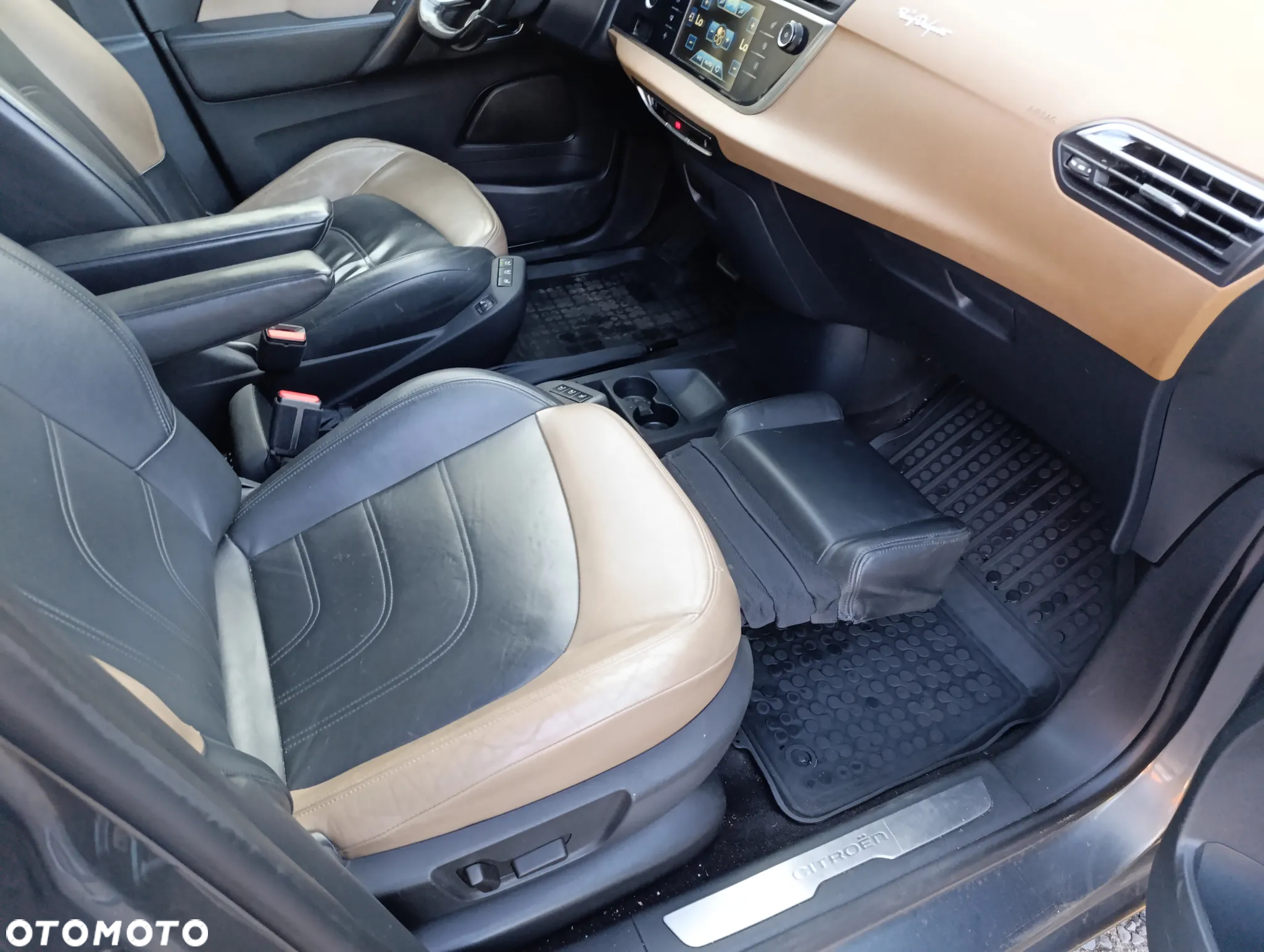 Citroën C4 Picasso 2.0 HDi Exclusive Black Top MCP - 24