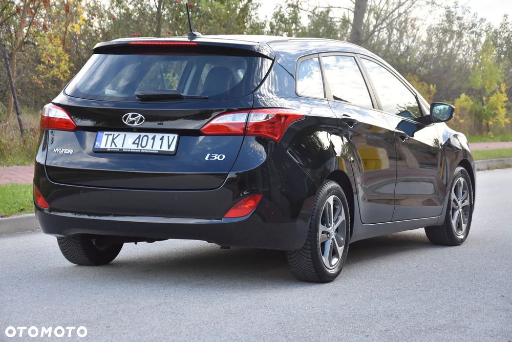 Hyundai i30 blue 1.4 Classic Navigation - 10