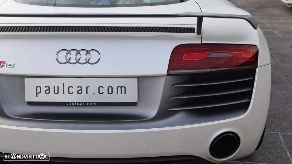 Audi R8 Coupé 5.2 FSI quattro S tronic - 12