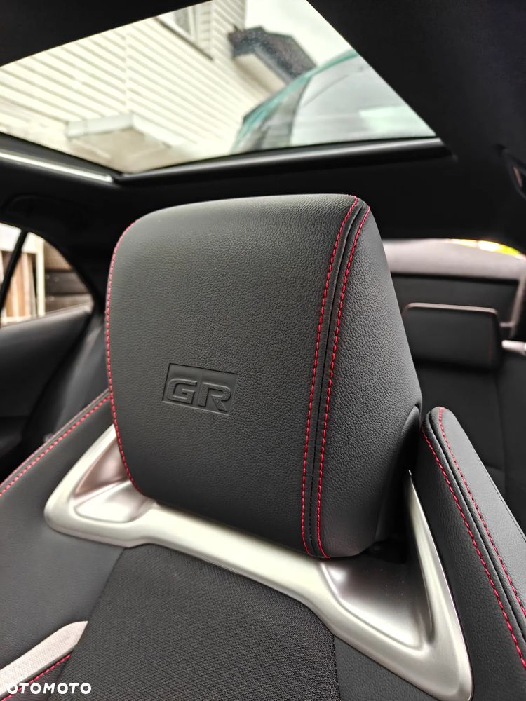 Toyota Corolla 2.0 GR Sport - 25