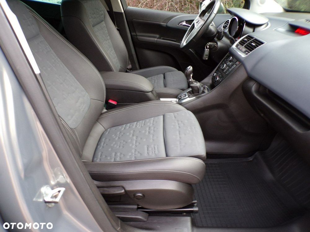 Opel Meriva - 18
