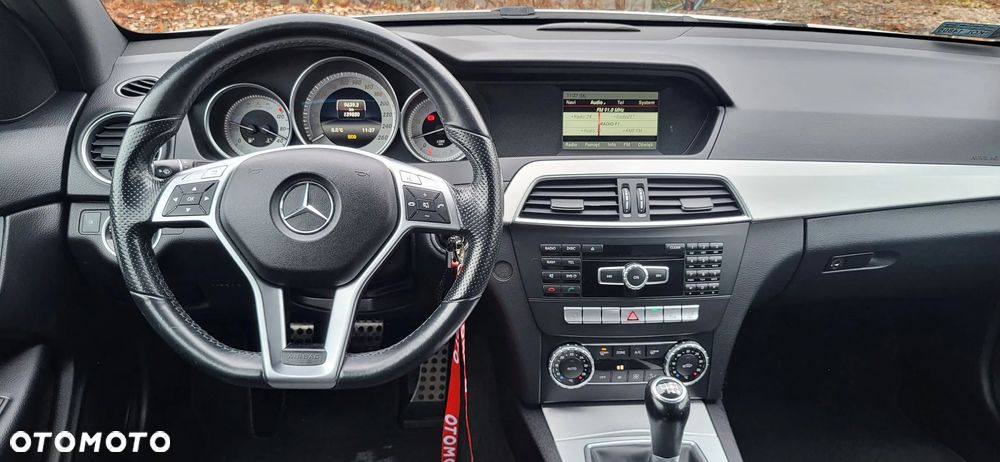Mercedes-Benz Klasa C 180 (BlueEFFICIENCY) - 19