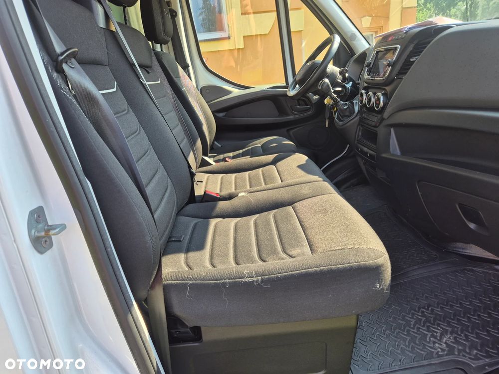 Iveco DAILY 35S16 KONTENER 4.30  TEMPOMAT KLIMA 98.000KM JAK NOWY RADARY - 22
