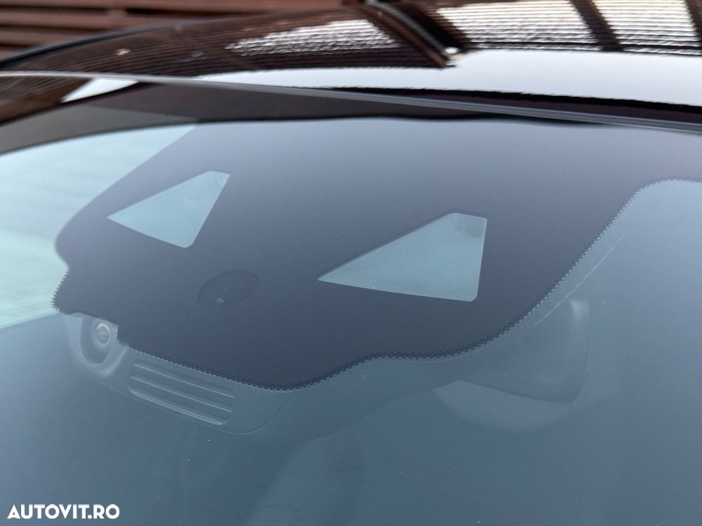 Mercedes-Benz CLA - 9