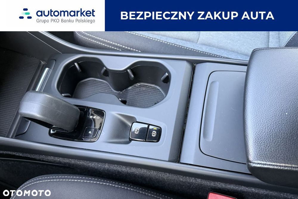 Volvo XC 40 T3 Momentum Pro - 20