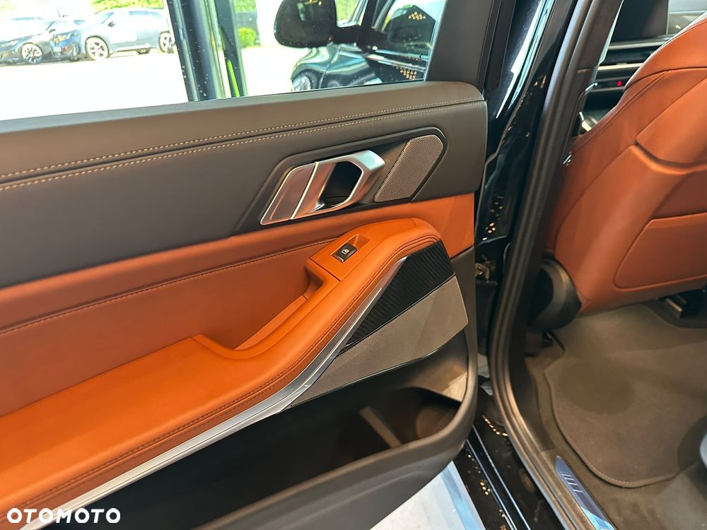 BMW X7 xDrive40d mHEV sport - 24