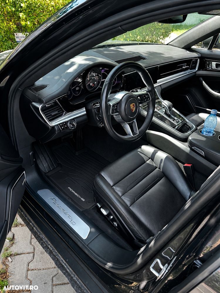 Porsche Panamera 4 - 10