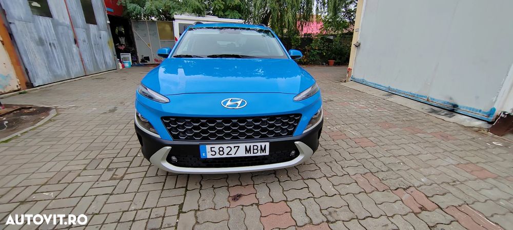 Hyundai KONA - 10
