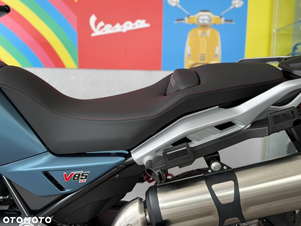 Moto Guzzi V85 - 13