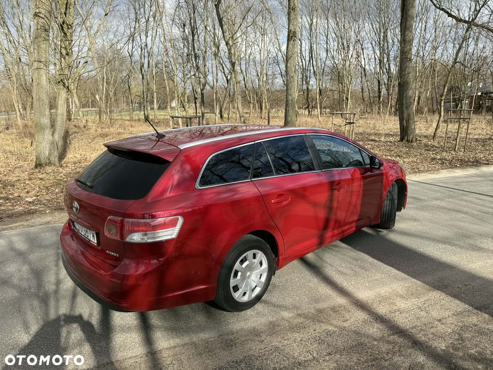 Toyota Avensis 1.8 Sol EU5 - 4