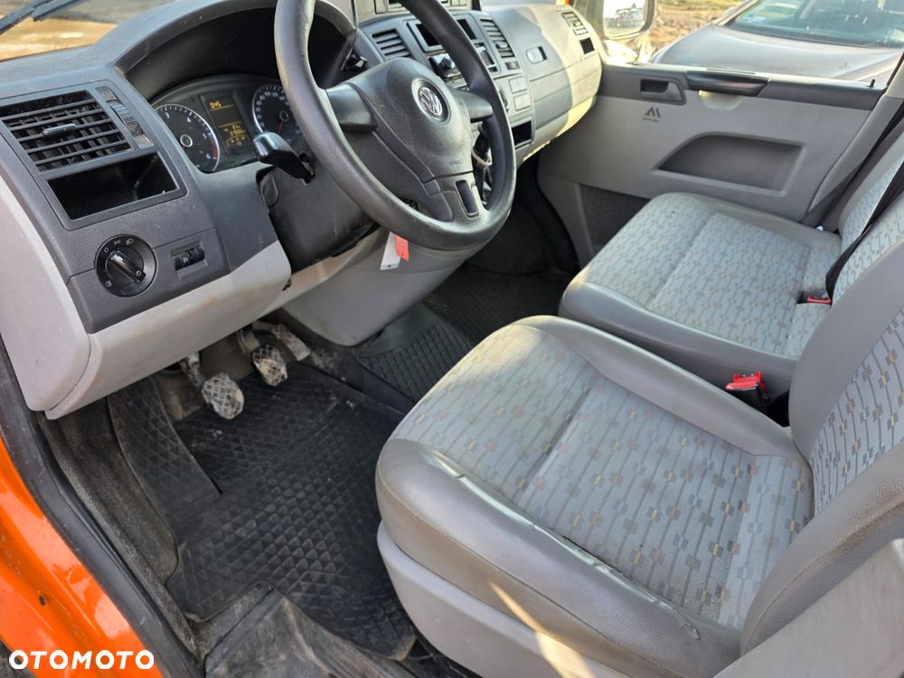 Volkswagen Transporter - 10