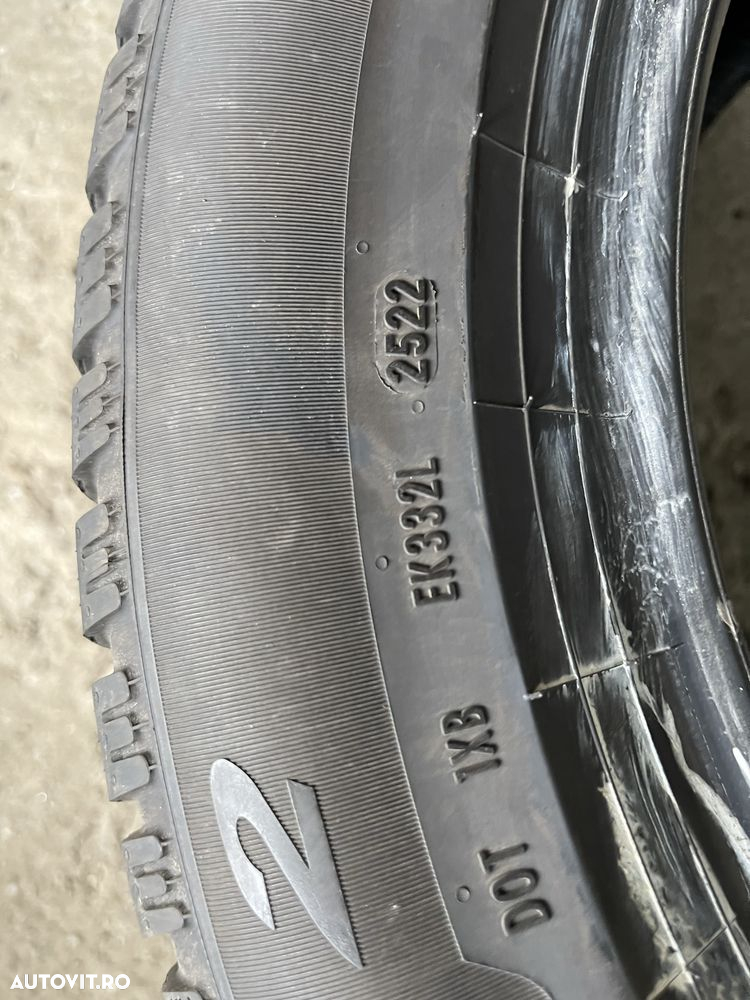 235/55R17 Pirelli CINTURATO winter 2 DOT 2522 - 8