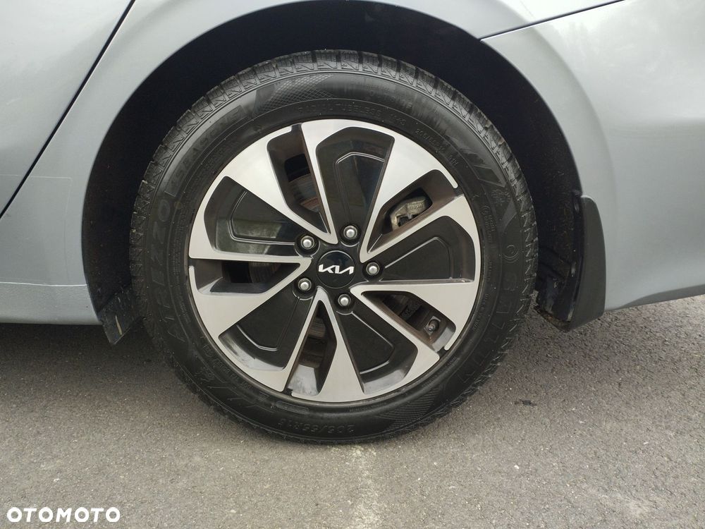 Kia Ceed 1.5 T-GDI Tribute - 18