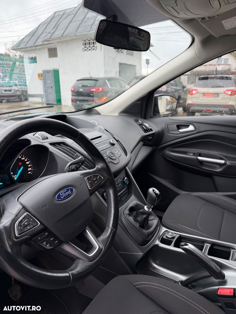 Ford Kuga 1.5 EcoBoost 2WD Trend - 12