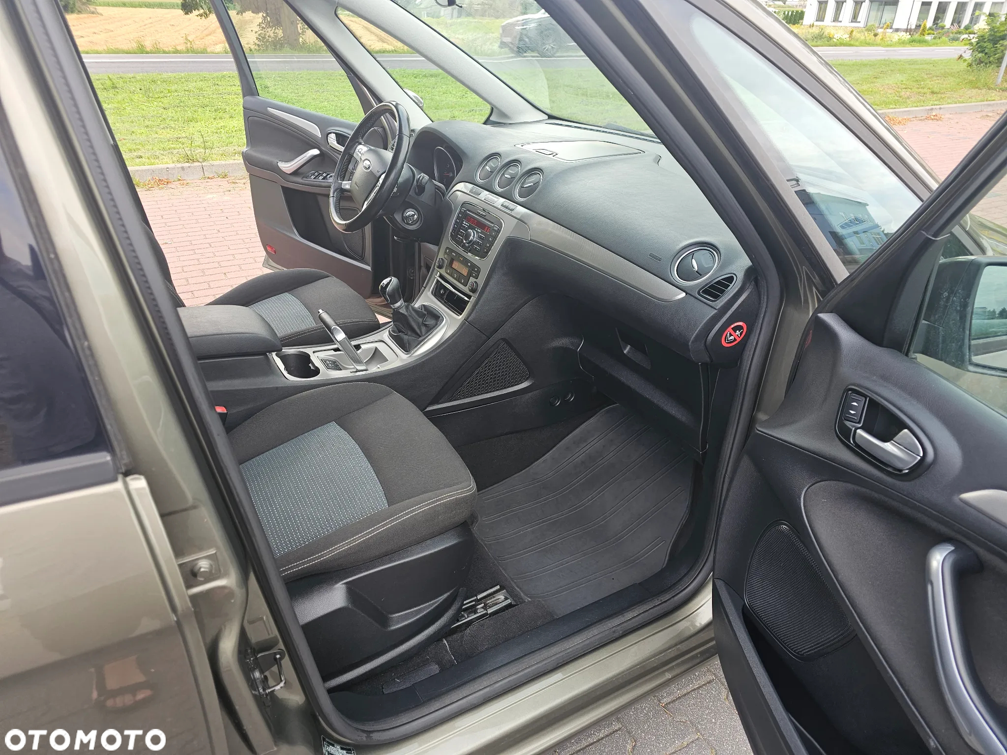Ford Galaxy 2.0 Business Edition - 8
