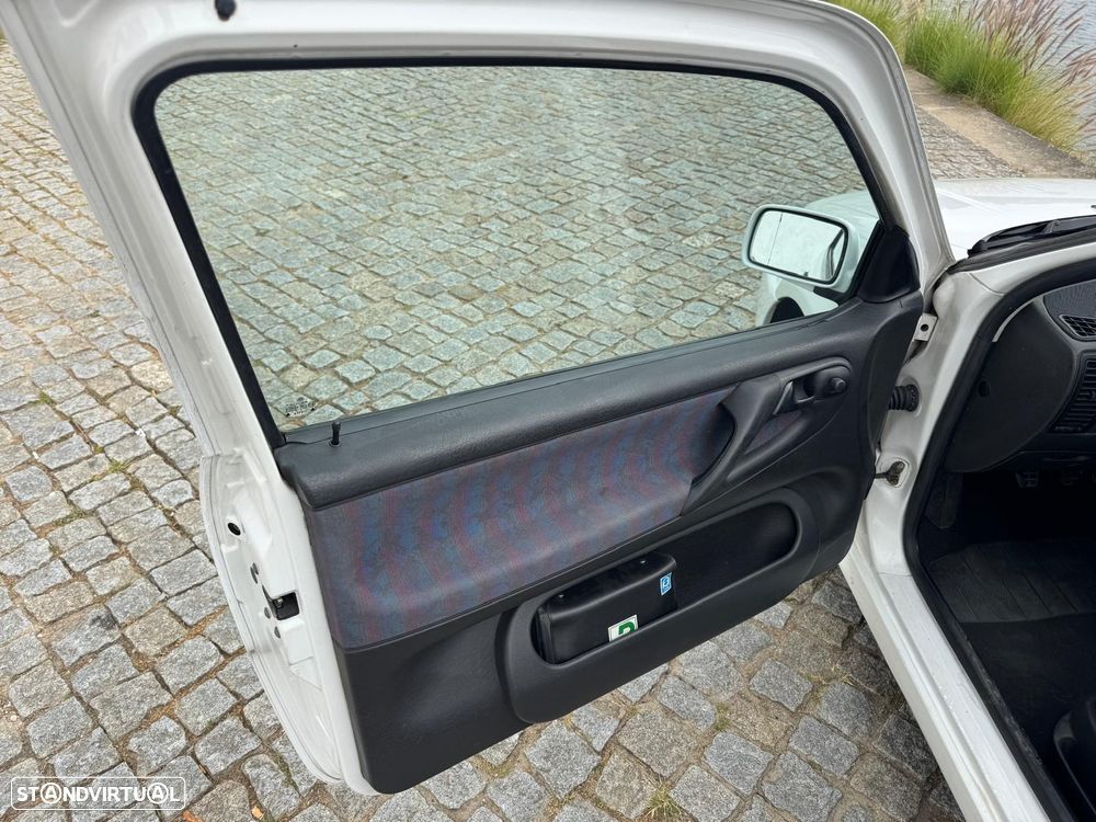 VW Polo 1.3 GL - 12