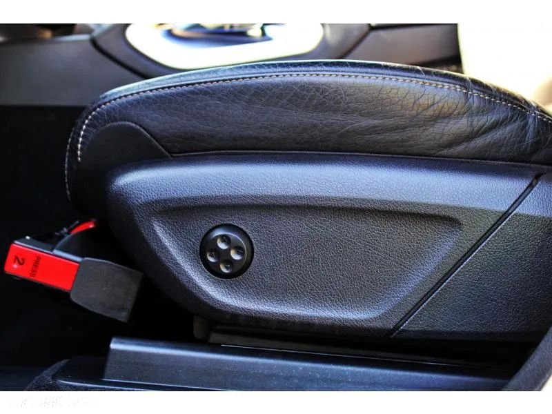 Mercedes-Benz GLE 300 d 4-Matic - 20