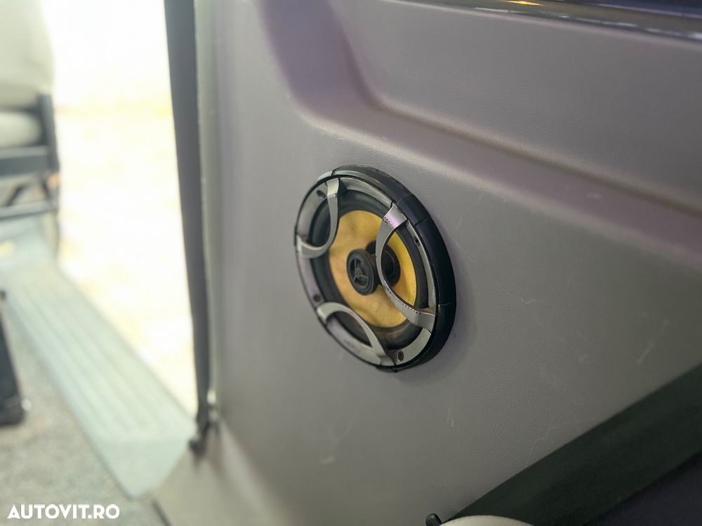 Volkswagen Transporter - 17